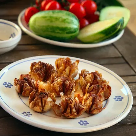 Dimora Li Santi E Casina Matilde