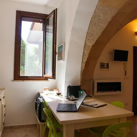 Dimora Li Santi E Casina Matilde Nardò