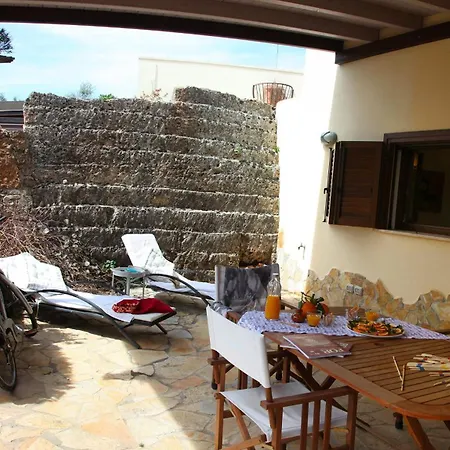 Dimora Li Santi E Casina Matilde Tatil Evi Nardò